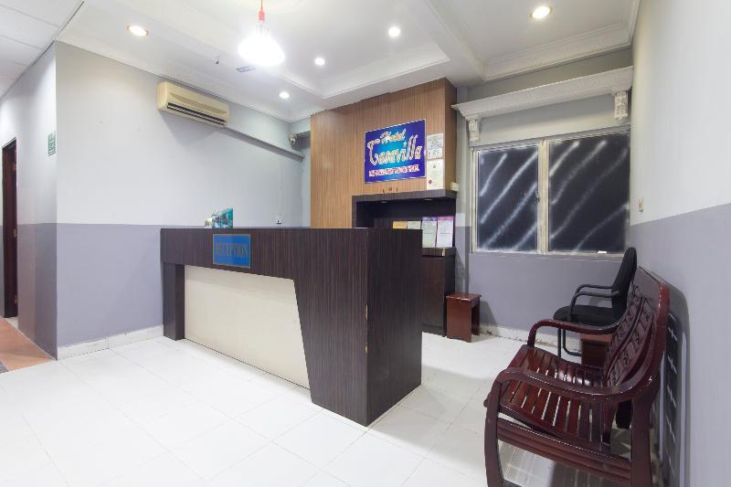 Oyo 44100 Hotel Casavilla Petaling Jaya Exterior foto