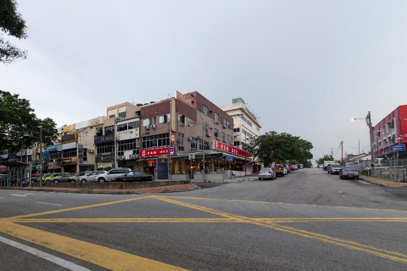 Oyo 44100 Hotel Casavilla Petaling Jaya Exterior foto